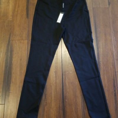 ROMEO & JULIET Couture Medium Black Legging Pant Style RJV36409 MSRP $130 *NEW*